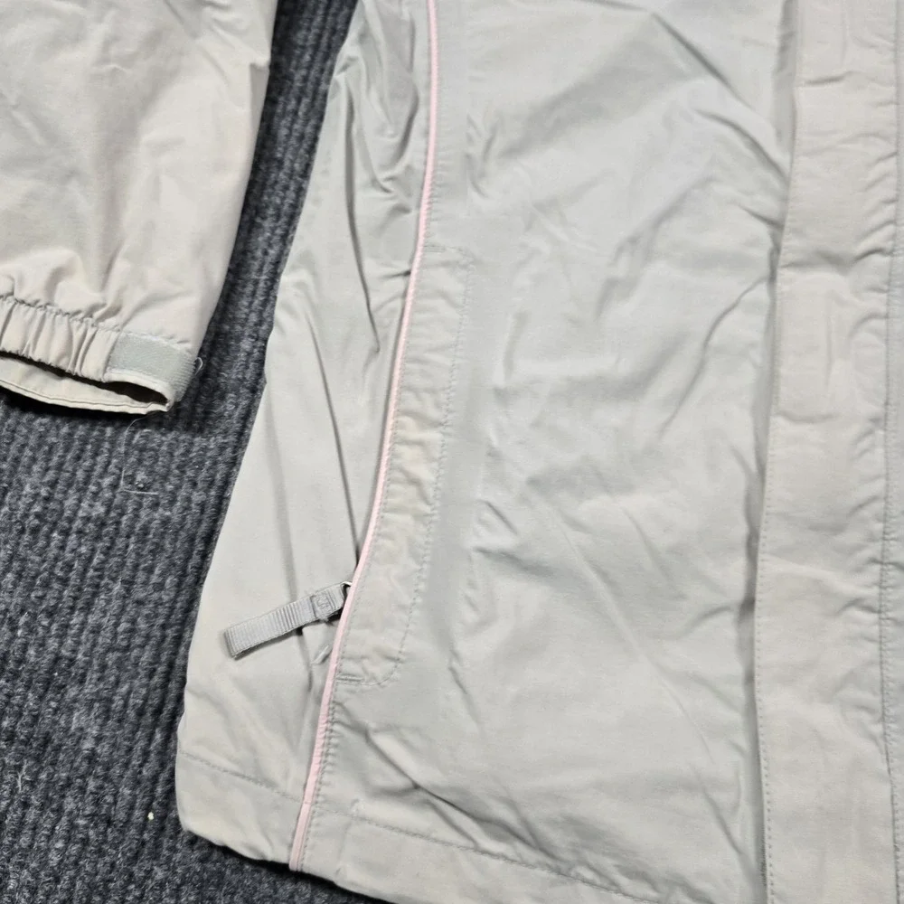 The‎ North Face HyVent Jacket Girls XL Beige Hooded Waterproof Lined Rain Coat